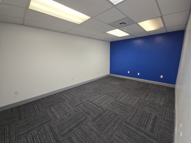 More Photos Of 8475 Forest St, Gilroy Warehouse For Lease