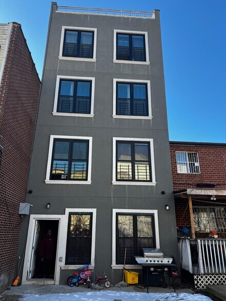 More Photos Of 235 Chester St, Brooklyn Apartments For Sale