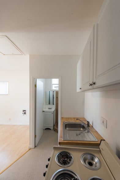 More Photos Of 16005 Mateo St, San Leandro Apartments For Sale