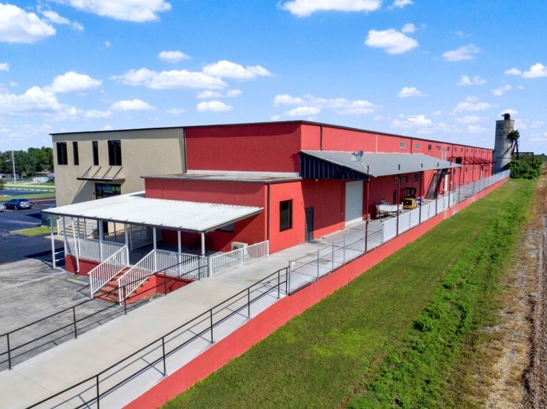 More Photos Of 110-112 W Interlake Blvd, Lake Placid Warehouse For Sale