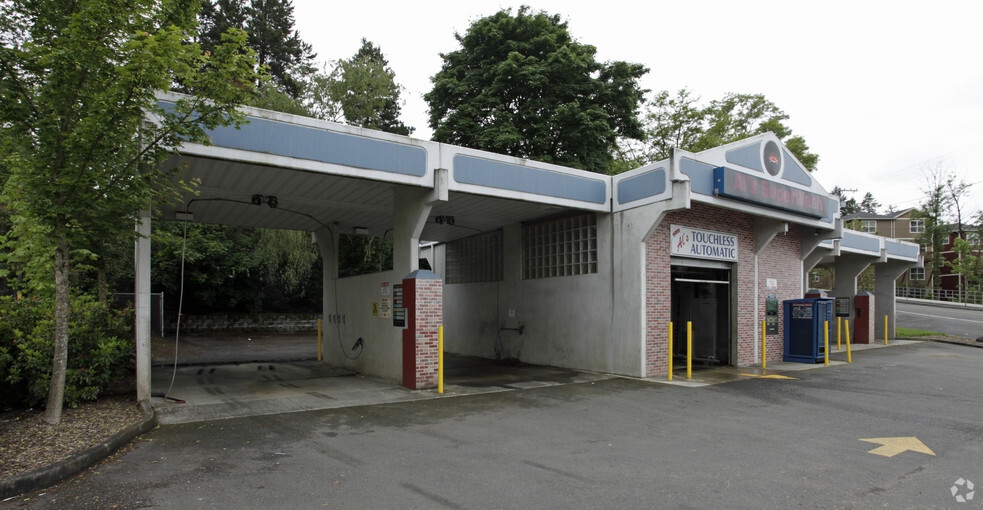 Primary Photo Of 5128 SW Shattuck Rd, Portland Carwash For Sale