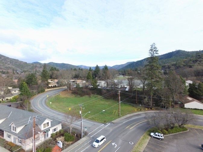 More Photos Of 100 Wards Creek Rd, Rogue River Land For Sale