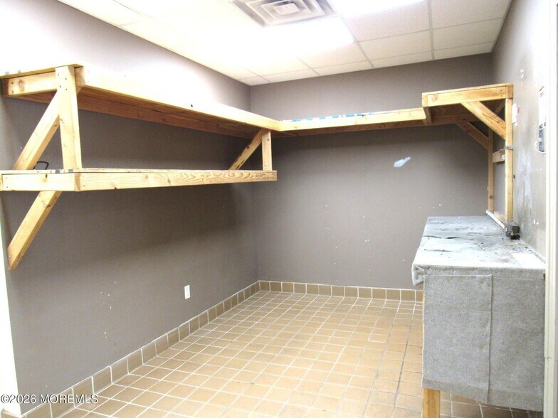 More Photos Of 1847 Hooper Ave, Toms River General Retail For Lease