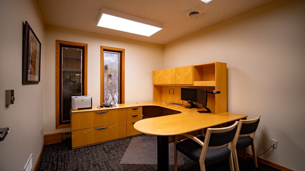 More Photos Of 27 2nd St SW, Eyota Office For Sale
