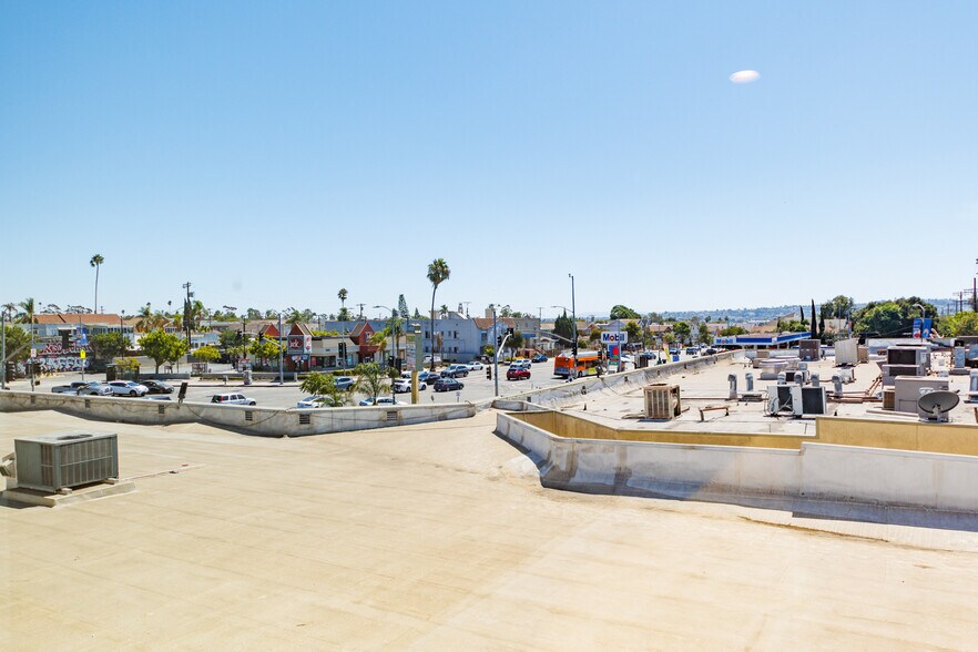 More Photos Of 1857 Crenshaw Blvd, Los Angeles Apartments For Sale