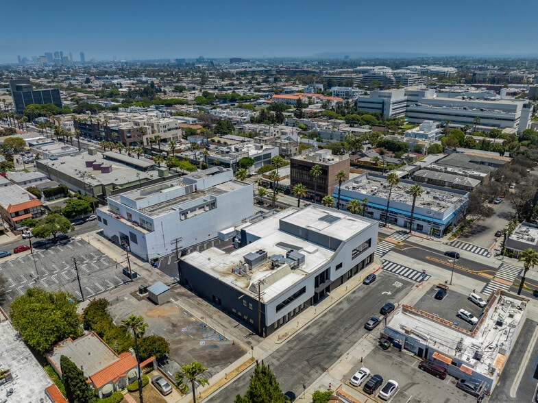More Photos Of 2101 Wilshire Blvd, Santa Monica Medical For Sale