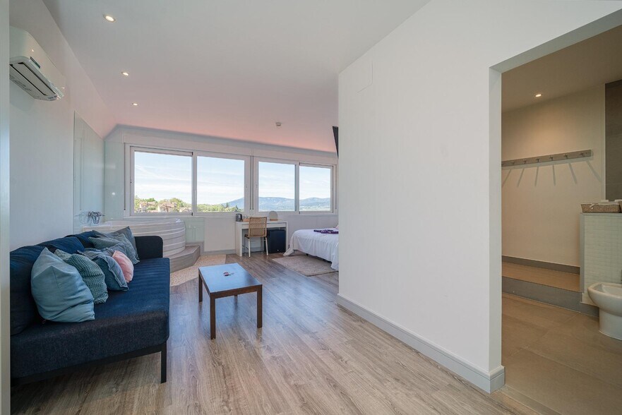 More Photos Of , Cercedilla Hotel For Sale