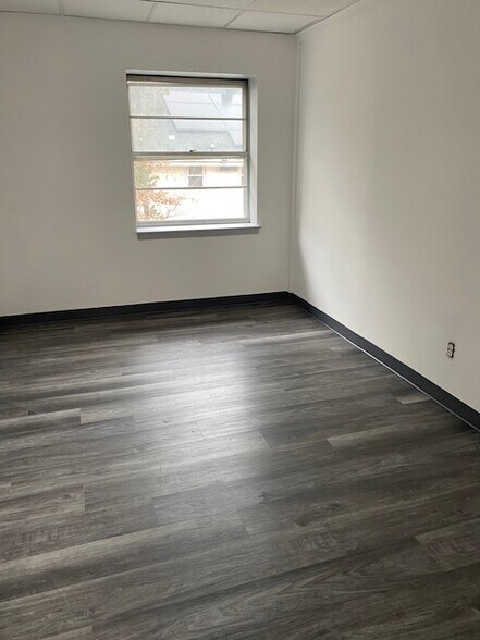 More Photos Of 1030 Clifton Ave, Clifton Medical For Lease