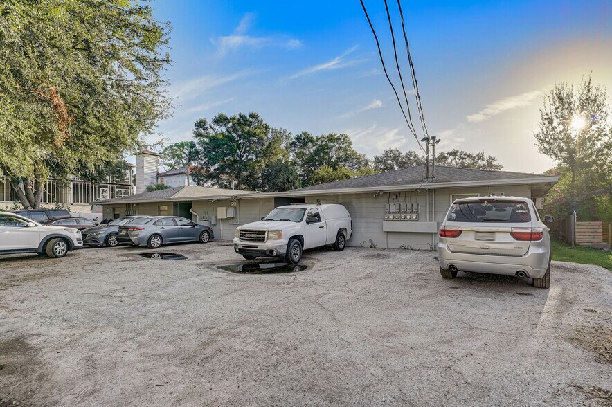 More Photos Of 3017 49th St S, Gulfport Apartments For Sale