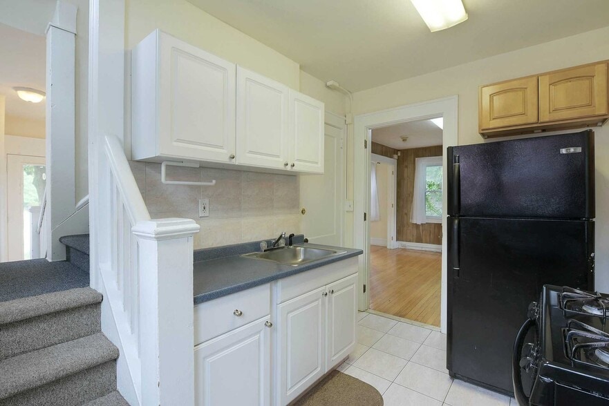 More Photos Of 47 Spring St, Ramsey Medical For Sale