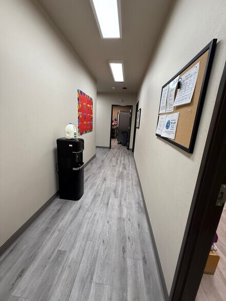 More Photos Of 1351 N Zaragoza Rd, El Paso Office For Sale