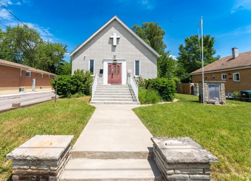 Primary Photo Of 1405 Alexandra Ave, Mississauga Religious Facility For Sale