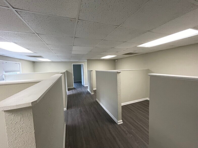 More Photos Of 710 W Colonial Dr, Orlando Office For Lease