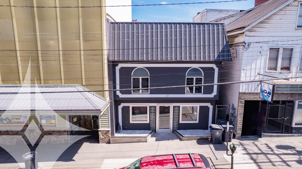 Primary Photo Of 231 Walnut St, Morgantown Office For Sale