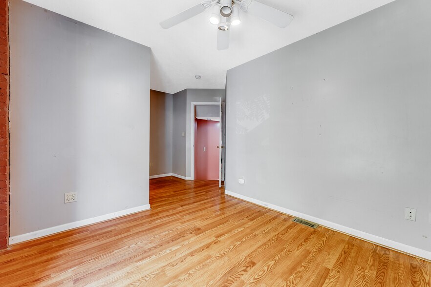 More Photos Of 214 Wall St, Morgantown Apartments For Sale