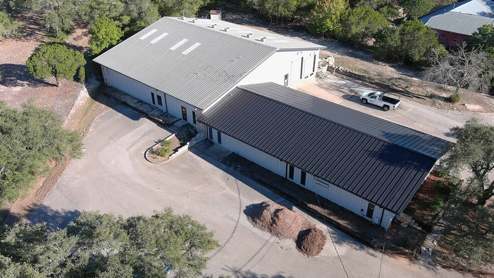 Primary Photo Of 8801 Tara Ln, Austin Warehouse For Lease