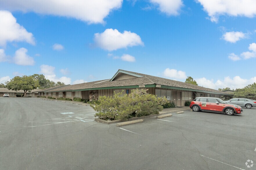 More Photos Of 2717 Cottage Way, Sacramento Unknown For Lease