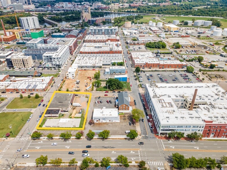 More Photos Of 101 E 7th St, Richmond Warehouse For Sale