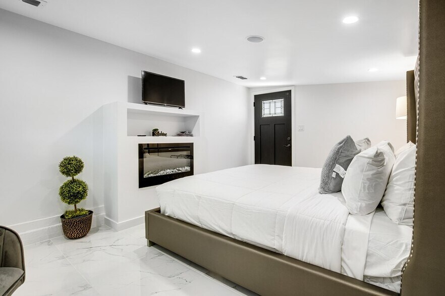 More Photos Of 2565 N State Highway 16, Fredericksburg Specialty For Sale