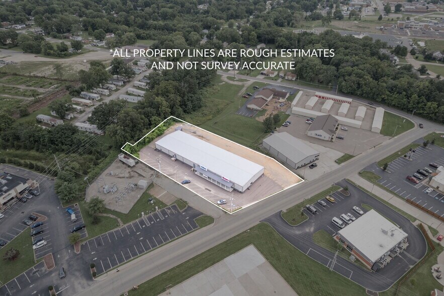 More Photos Of 650 Walton Dr, Farmington Storefront Retail Office For Sale