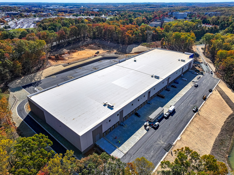 More Photos Of 1305 Furnace Rd, Linthicum Heights Distribution For Lease