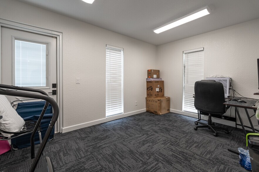More Photos Of 1720 SE County Highway 484, Belleview Office For Sale