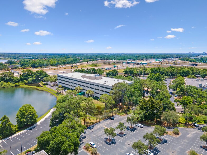 More Photos Of 850 Trafalgar Ct, Maitland Office For Lease