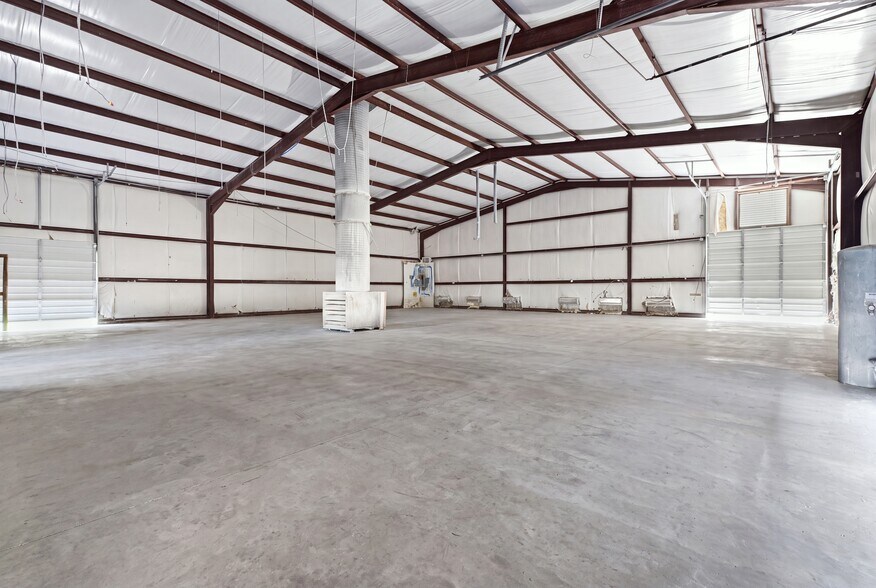 More Photos Of 14715 Park Almeda Dr, Houston Warehouse For Lease