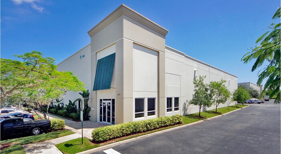 Primary Photo Of 1780 NW 15th Ave, Pompano Beach Warehouse For Lease