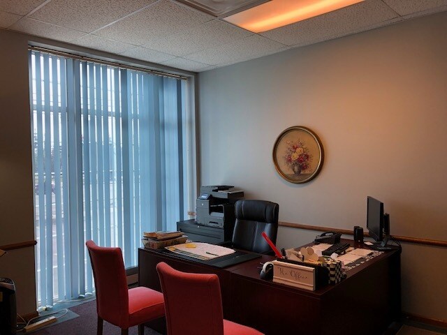 More Photos Of 3830 Union Rd, Buffalo Medical For Lease