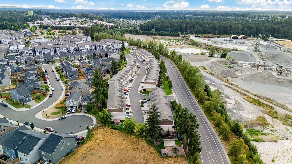 More Photos Of 18002 Lipoma Firs E, Puyallup Apartments For Sale