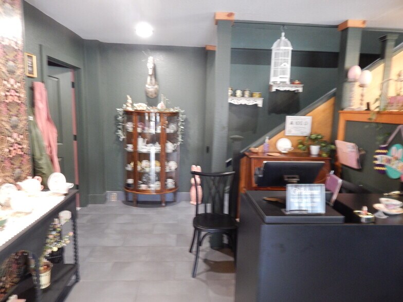 More Photos Of 62 Overbrook St, Waynesville Specialty For Sale