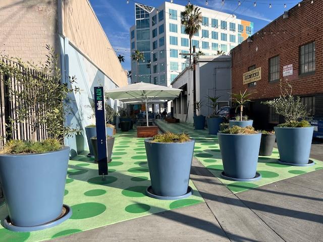 More Photos Of 5217-5223 Lankershim Blvd, North Hollywood Storefront Retail Office For Lease