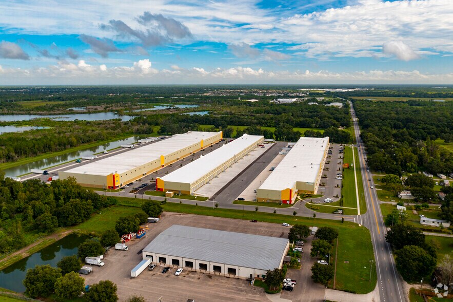 More Photos Of 4000 & 4040 N Combee Rd, Lakeland Unknown For Lease