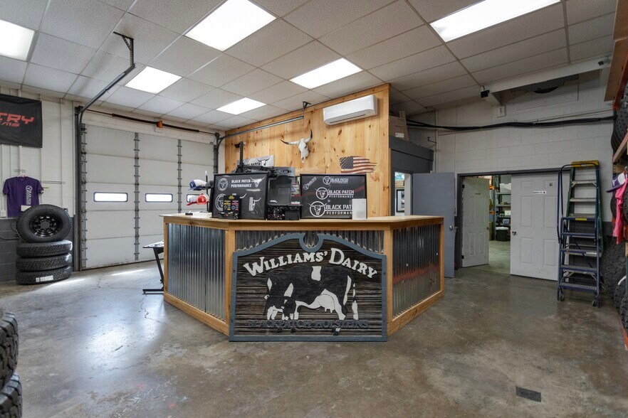 More Photos Of 510 W 28th St, Buena Vista Warehouse For Sale