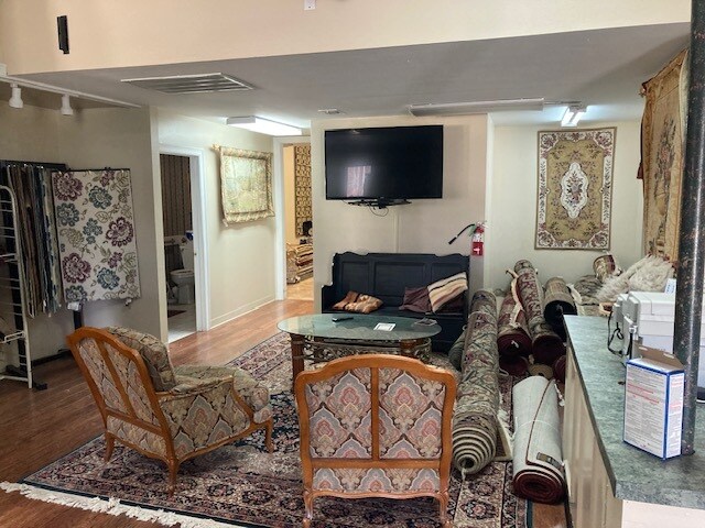 More Photos Of 13420 Coursey Blvd, Baton Rouge Freestanding For Sale