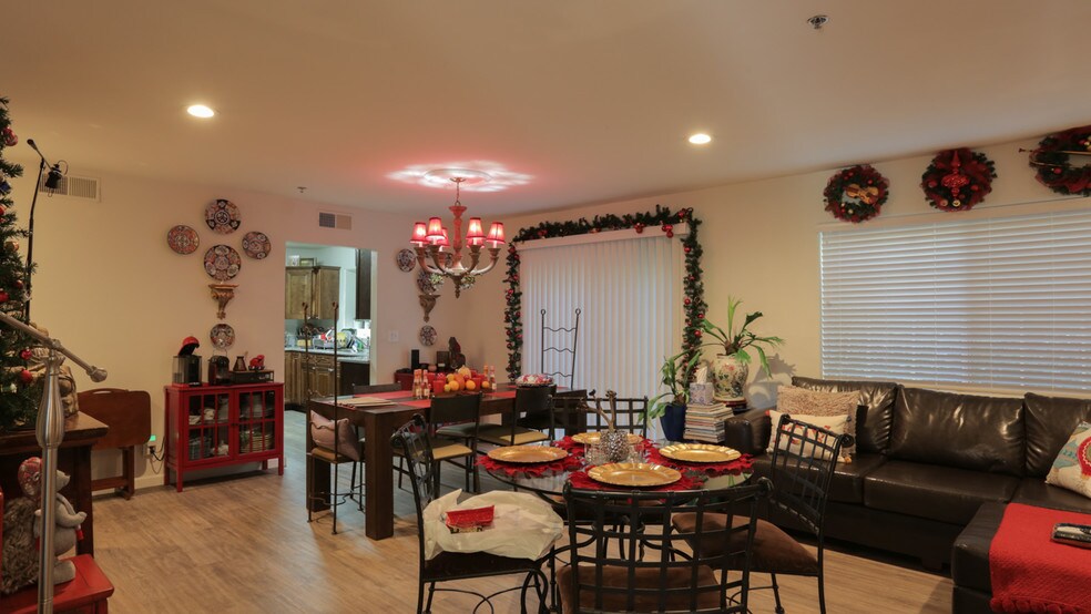 More Photos Of 3353 Montrose Ave, Glendale Apartments For Sale