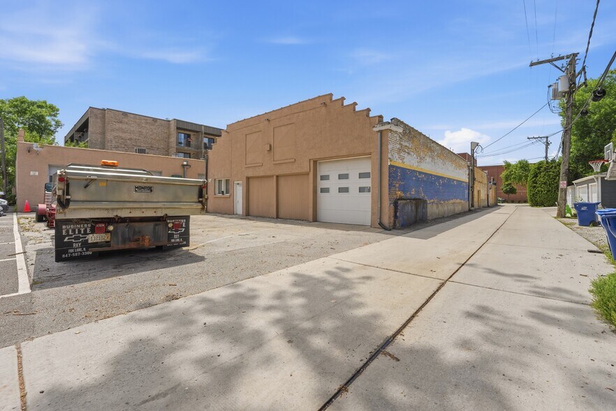 More Photos Of 736 12th St, Wilmette Land For Sale