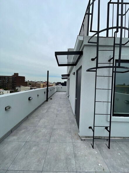 More Photos Of 463 Pulaski St, Brooklyn Medical For Lease