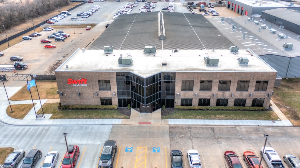 More Photos Of 20701 E 81st St, Broken Arrow Manufacturing For Sale