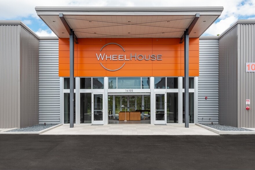 More Photos Of 14105 Wm Davis Pky, Jacksonville Warehouse For Sale