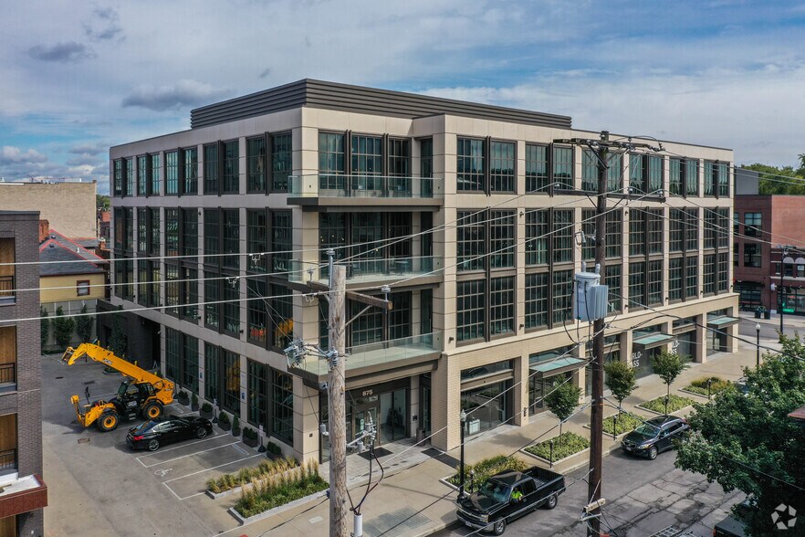 More Photos Of 873-875 N High St, Columbus Office For Lease