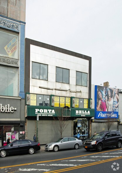 More Photos Of 2887 3rd Ave, Bronx General Retail For Lease