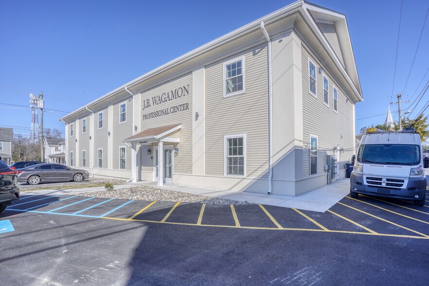 More Photos Of 4 E Laurel St, Georgetown Office For Lease