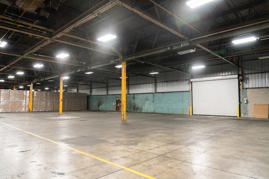 More Photos Of 450 Sherman Av N, Hamilton Industrial For Lease