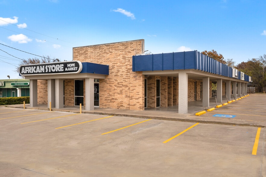 More Photos Of 4632 Denton Hwy, Fort Worth Storefront Retail Office For Sale