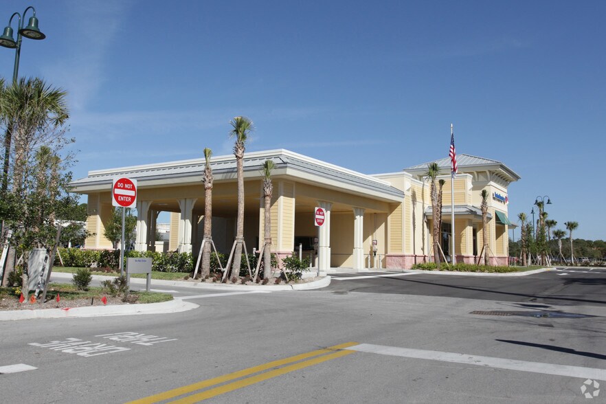 More Photos Of 12965 Collier Blvd, Naples Bank For Lease