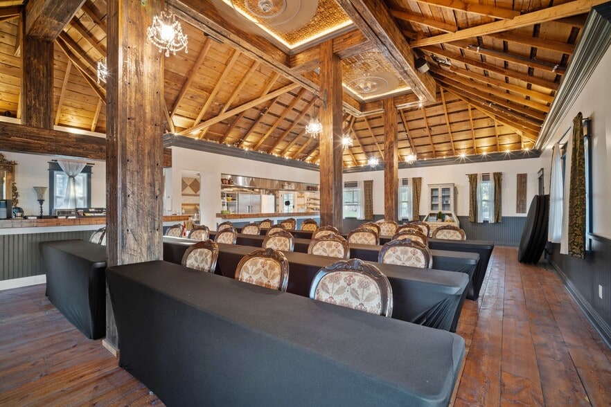 More Photos Of 5373 Highway 224, Park City Medical For Sale