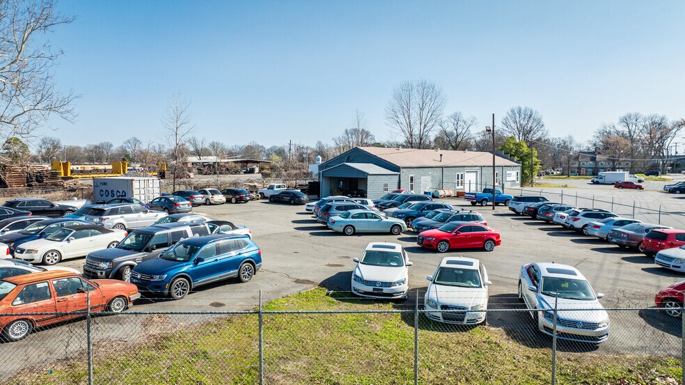 More Photos Of 425 Gum St, North Little Rock Auto Repair For Sale