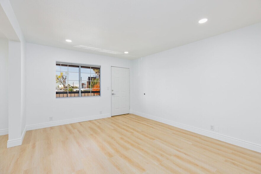 More Photos Of 4780 W Mission Blvd, Montclair Office Residential For Lease